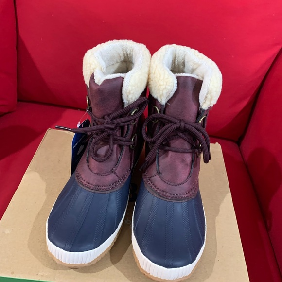 🎁 🥾New in Box JBU Cleveland Comfort Waterproof Duck Boots🥾 - Picture 6 of 16